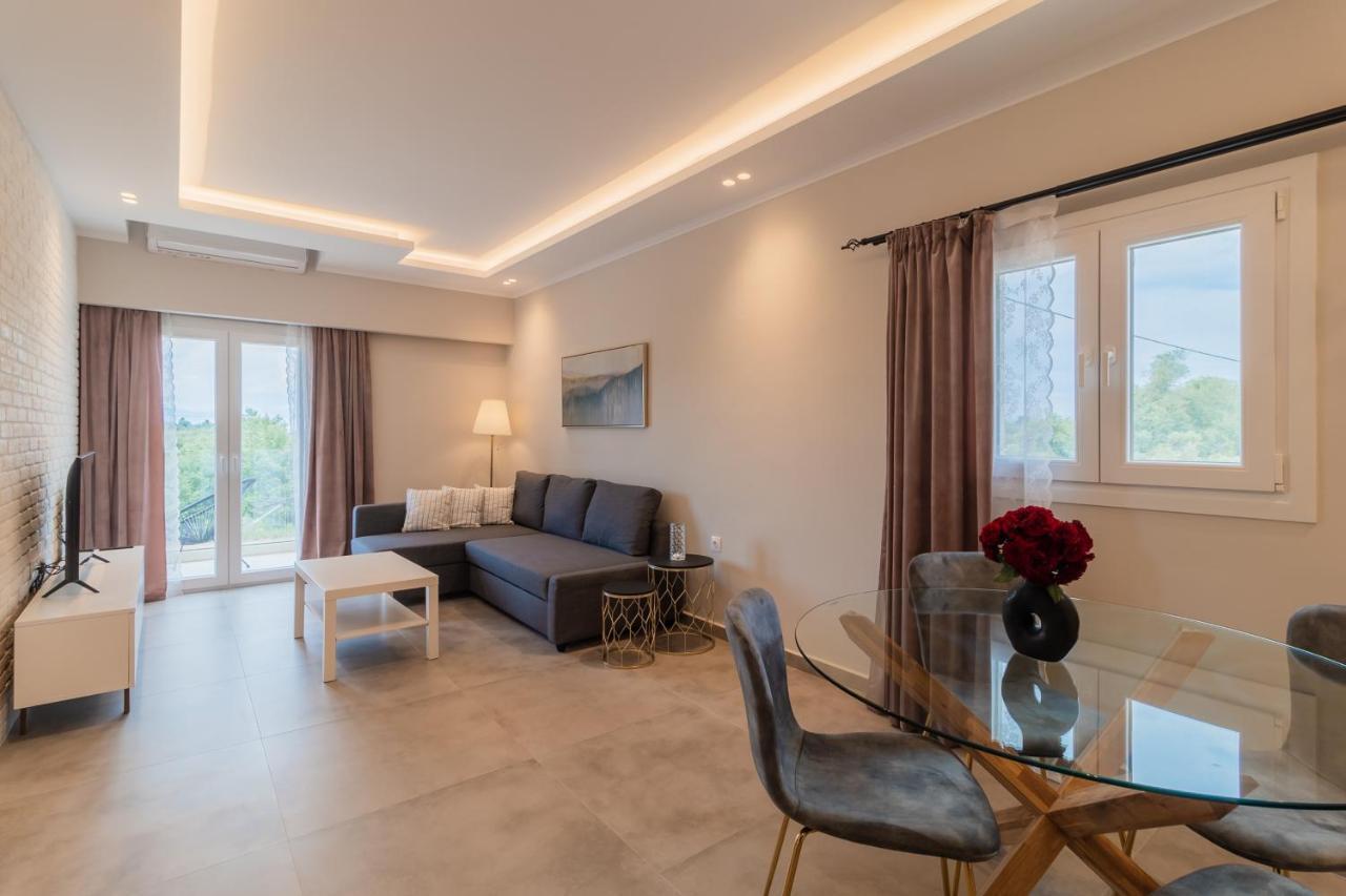 Melena Premium Suites Roda  Dış mekan fotoğraf