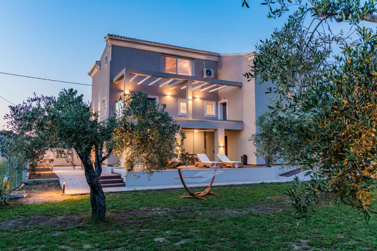 Melena Premium Suites Roda  Dış mekan fotoğraf