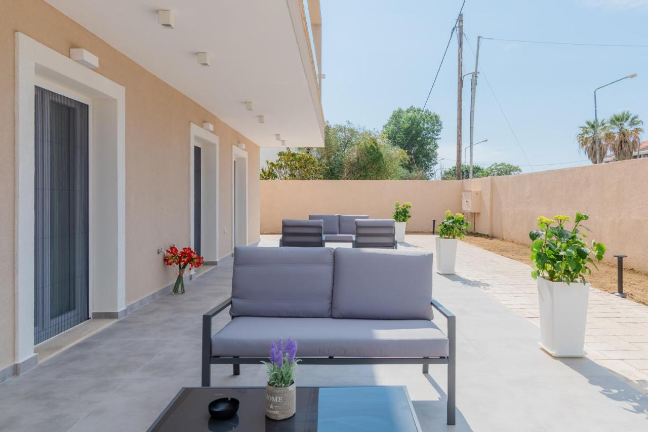 Melena Premium Suites Roda  Dış mekan fotoğraf